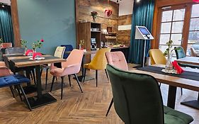 Aparthotel Centrum - Parking Free